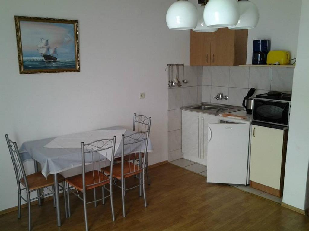 Villa Franko Prizna Cameră foto